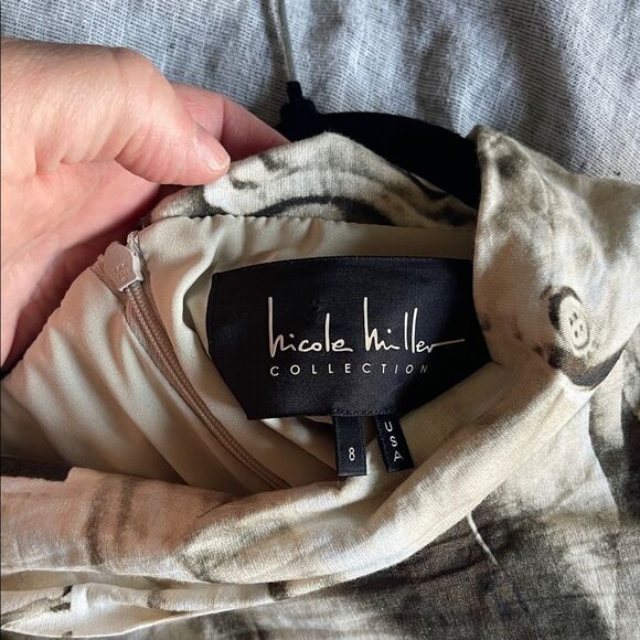 Nicole Miller Collection Sleeveless Tan Dress with Cowl Neck. Safari Dress - Picture 8 of 8